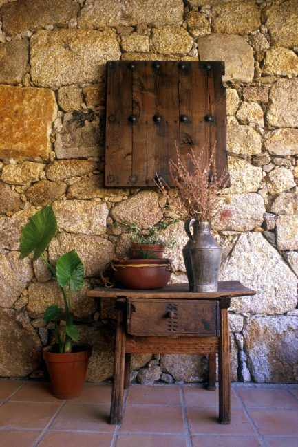 detalle mesa antigua